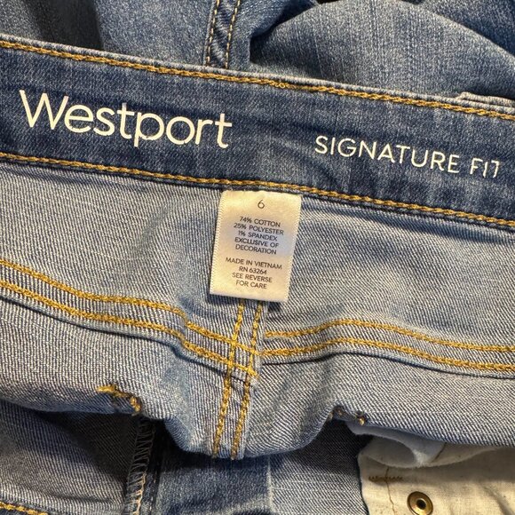 * ❤️DENIM SIGNATURE BOYFRIEND ANKLE JEANS w/LACE DETAIL   SIZE: 6 - Picture 6 of 6